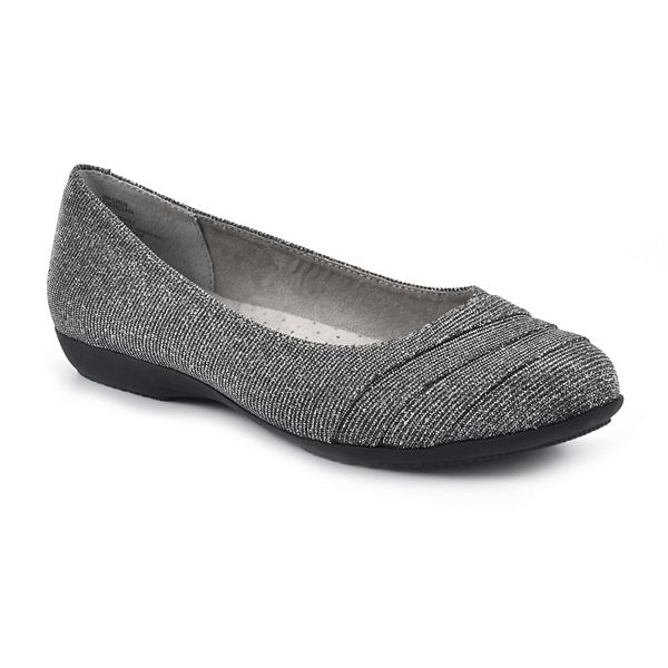white flats kohls