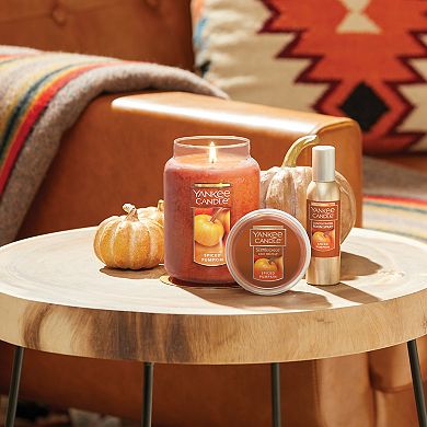 Yankee Candle Spiced Pumpkin 22-oz. 7" x 3.85" Jar Candle