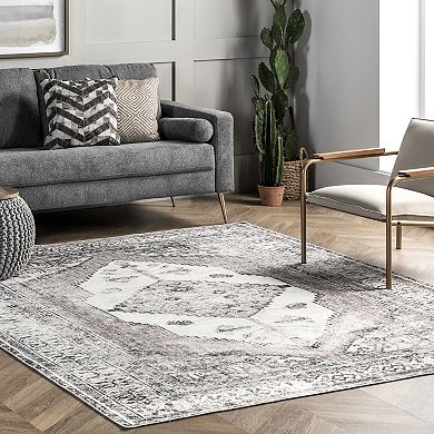 nuLOOM Gladys Machine Washable Vintage Medallion Area Rug