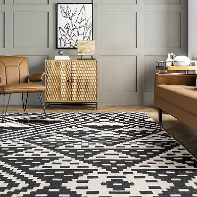 nuLOOM Chiara Machine Washable Modern Geometric Area Rug