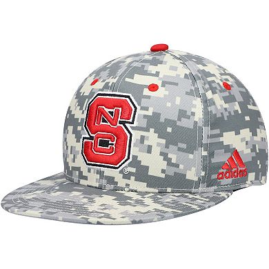 Men's adidas Camo NC State Wolfpack Gray Undervisor On-Field Baseball Fitted Hat