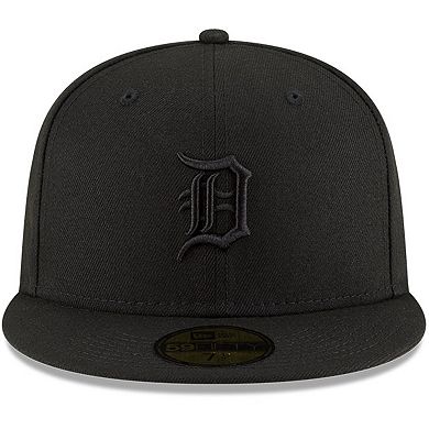Men's New Era Detroit Tigers Black on Black 59FIFTY Fitted Hat
