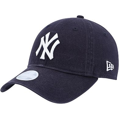 Women's New Era Navy New York Yankees Team Logo Core Classic 9TWENTY Adjustable Hat