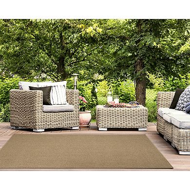 Liora Manne Calais Solid Indoor Outdoor Rug