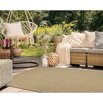 Liora Manne Calais Solid Indoor Outdoor Rug