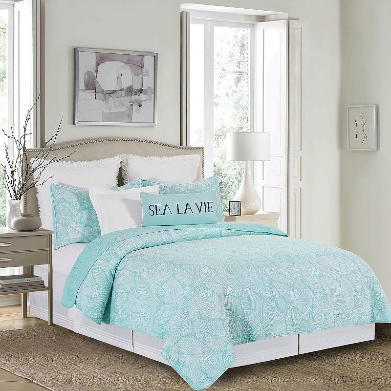 C&F Home Blue Tropics 3-piece Quilt Set with Shams, Full/Queen