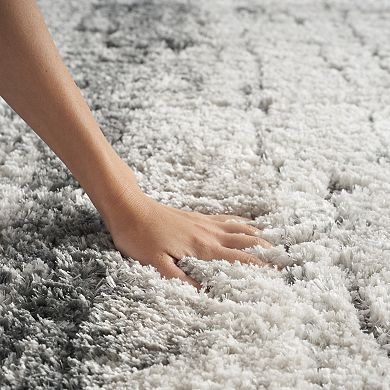 Nourison Luxurious Shag Abstract Pour Indoor Rug