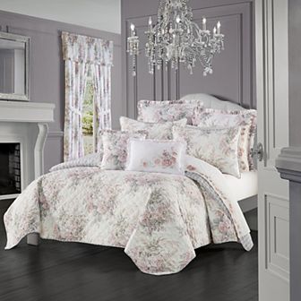 Royal Court Estelle Quilt Set with Shams
