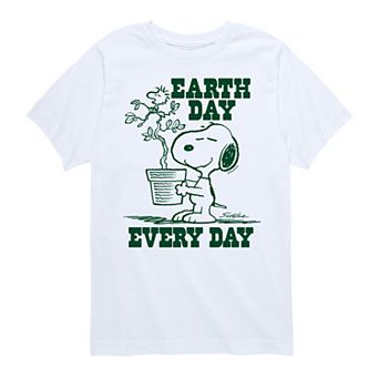 Boys 8-20 Peanuts Earth Day Every Day Graphic Tee