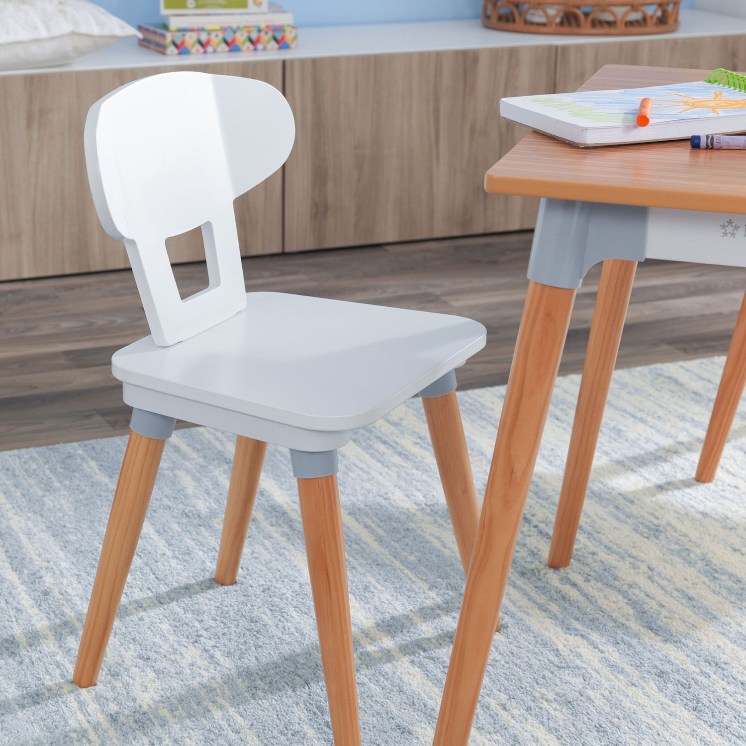 KidKraft Mid Century Kid Toddler Table 4 Chair Set   5720046 ALT5