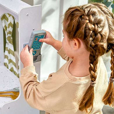 KidKraft Ultimate Corner Play Kitchen