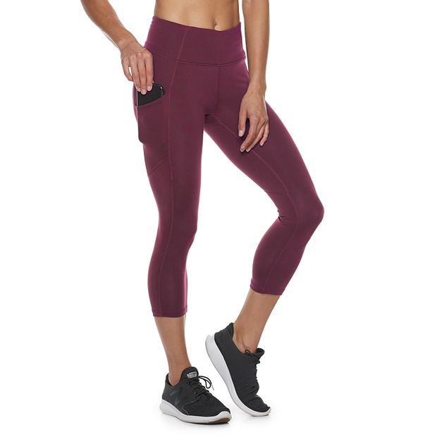 Petite Tek Gear® Shapewear Capri Leggings