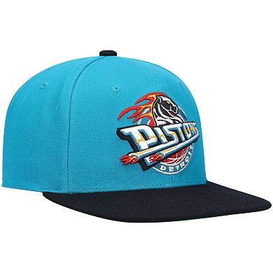 Men's Mitchell & Ness Teal/Black Detroit Pistons Hardwood Classics Team Two-Tone 2.0 Snapback Hat