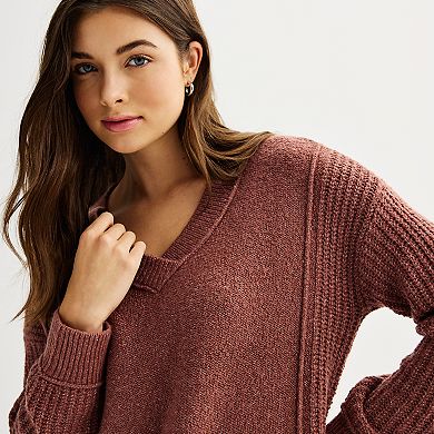 Juniors' SO® Mixed Stitch V-Neck Pullover Sweater