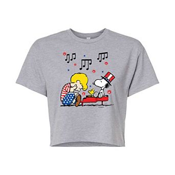Juniors' Peanuts Schroeder & Snoopy Cropped Tee
