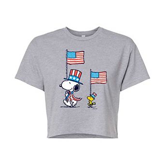 Juniors' Peanuts Snoopy & Woodstock Flag March Cropped Tee