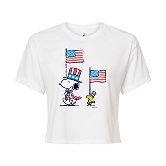 Juniors' Peanuts Snoopy & Woodstock Flag March Cropped Tee