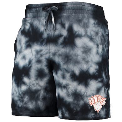 Men's New Era Black New York Knicks Fleece Tie-Dye Shorts