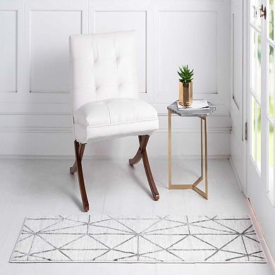 Unique Loom Geometric Matrix Trellis Rug