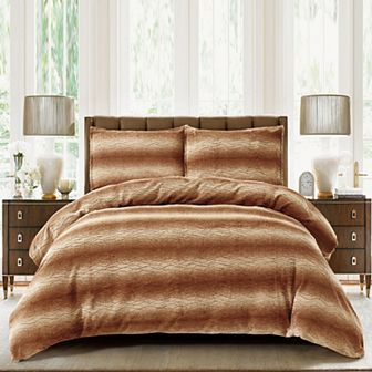 Serenta Shar Pei Faux Fur Duvet Cover Set with Shams