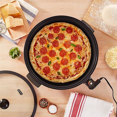 Dash 4.5-qt. Family-Size Skillet