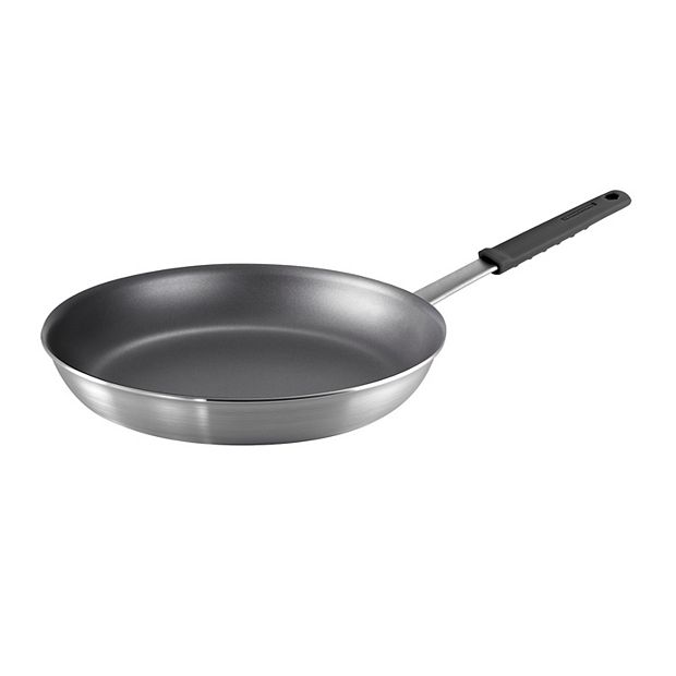 Tramontina Professional Fusion 14 inch Fry Pan - Aluminum