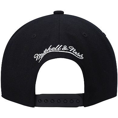 Men's Mitchell & Ness Black Portland Trail Blazers Hardwood Classics Script 2.0 Snapback Hat