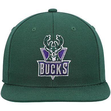Men's Mitchell & Ness Green Milwaukee Bucks Hardwood Classics Team Ground 2.0 Snapback Hat