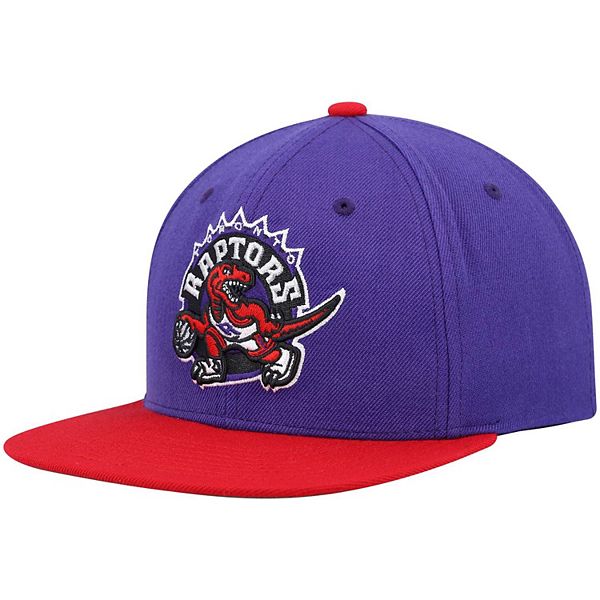 Men's Mitchell & Ness Purple/Red Toronto Raptors Hardwood Classics Team  Two-Tone 2.0 Snapback Hat