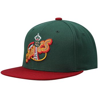 Men's Mitchell & Ness Green/Red Seattle SuperSonics Hardwood Classics Team Two-Tone 2.0 Snapback Hat