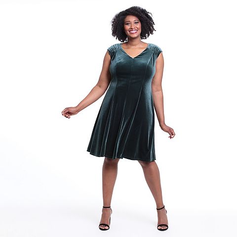 Женские платья London Plus Size London Times V-Neck Fit & Flare Dress