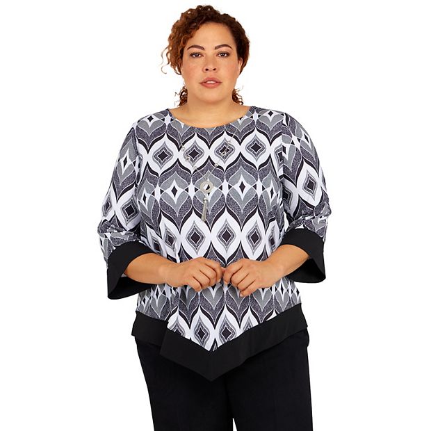 Plus Size Alfred Dunner Empire State Texture Bell Sleeve Geo-Print Top