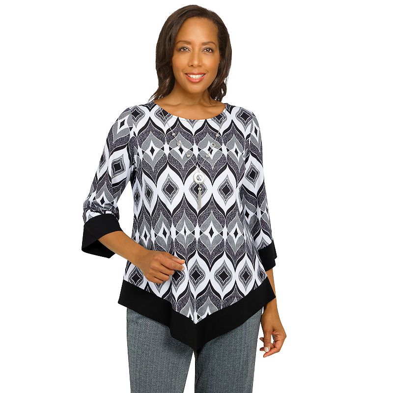 Petite Alfred Dunner Empire State Texture Crewneck Bell Sleeve Geo-Print To
