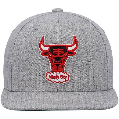Men's Mitchell & Ness Heathered Gray Chicago Bulls Hardwood Classics Team 2.0 Snapback Hat