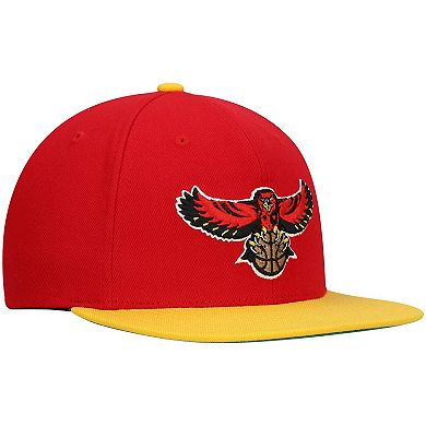 Men's Mitchell & Ness Red/Yellow Atlanta Hawks Hardwood Classics Team Two-Tone 2.0 Snapback Hat