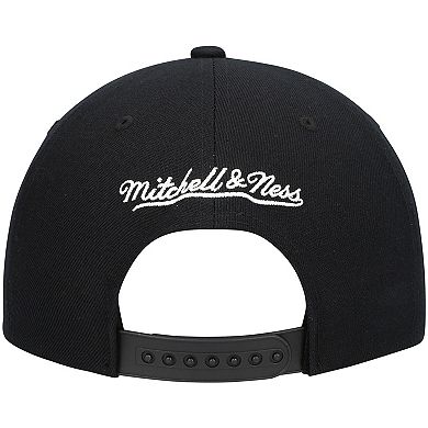 Men's Mitchell & Ness Black Memphis Grizzlies Hardwood Classics Script 2.0 Snapback Hat