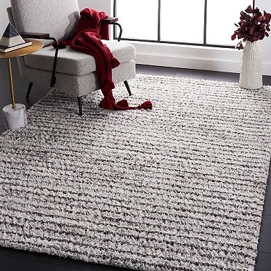 Safavieh Berber Shag 5' x 8' Sauders Rug