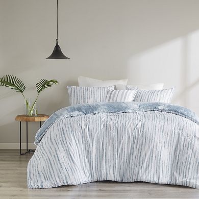 N Natori Brush Stroke Oversized Reversible Seersucker Comforter Set with Coordinating Pillow