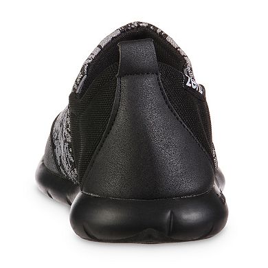 isotoner Men's Zenz Sport Knit Twin Gore Closed Back Shoes