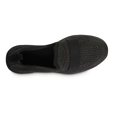 isotoner Men's Zenz Recycled Knit Closed Back Shoes