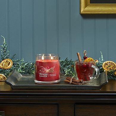 Yankee Candle Sparkling Cinnamon Signature Medium Candle Jar