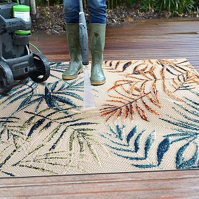 World Rug Gallery Tropical Textured Leaf Rug