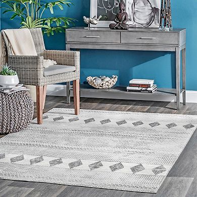 nuLOOM Harper Faded Geometric Area Rug