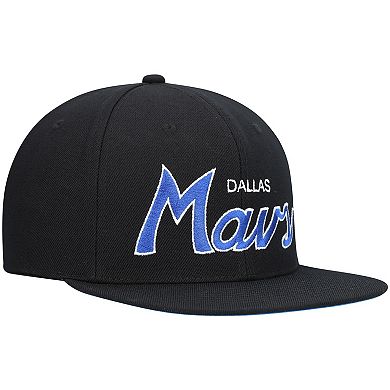 Men's Mitchell & Ness Black Dallas Mavericks Hardwood Classics Script 2.0 Snapback Hat