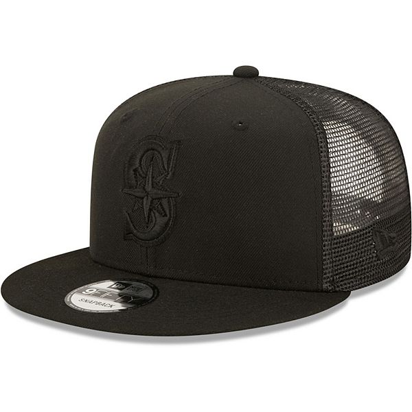 Men's New Era Seattle Mariners Blackout Trucker 9FIFTY Snapback Hat