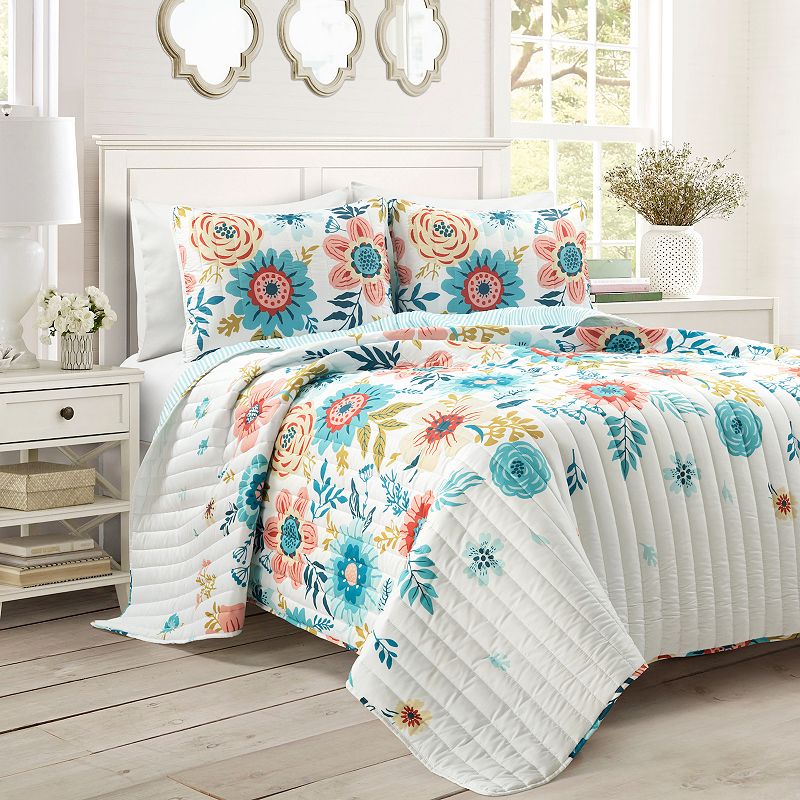 Lush Decor Cottage Core Ariana Flower Reversible Oversized Quilt Set with S