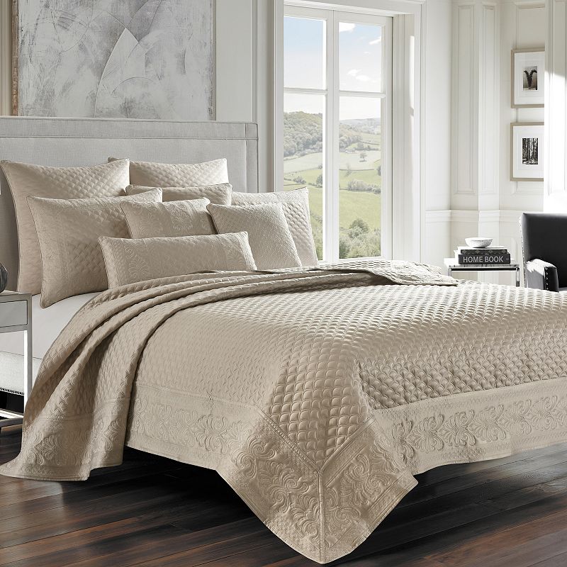 77068974 Five Queens Court Lincoln Quilt Set with Shams, Pi sku 77068974