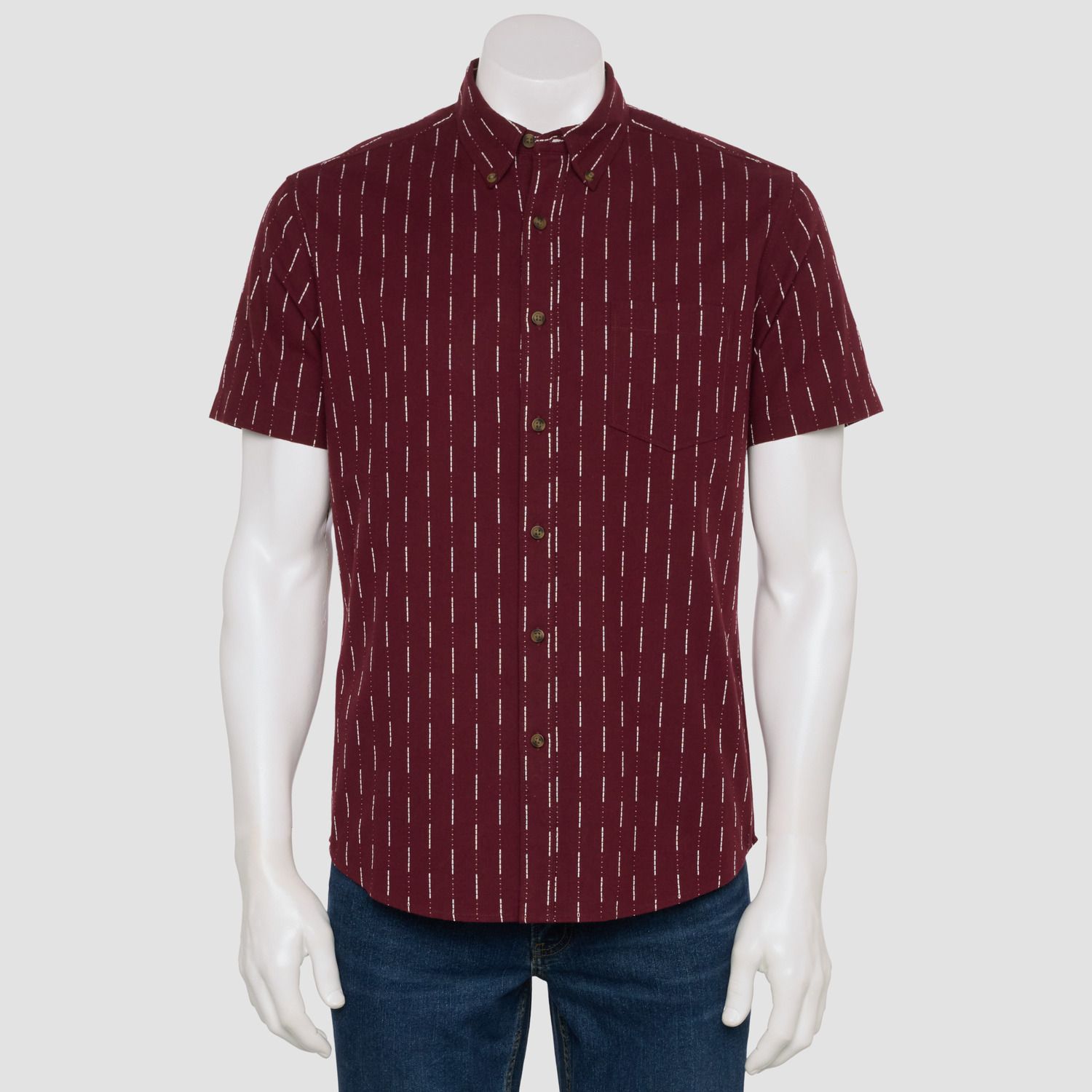 Мужская рубашка Sonoma Goods For Life Short Sleeve Perfect Length Button Down, цвет: Винный — фото 1
