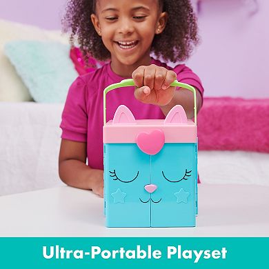 Spin Master Gabby's Dollhouse Dress-Up Closet Portable Playset with a Gabby Doll