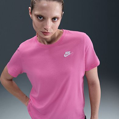 Women's Nike Sportswear Club Essentials Tee